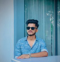 Mainul Islam Naim - Intérprete masculino de adultos in Dhaka