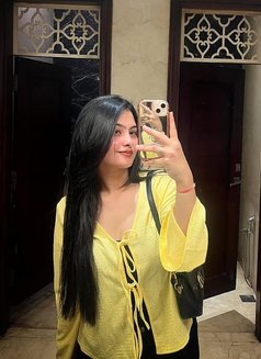 Maheen in Sharjah - escort in Sharjah Photo 4 of 7