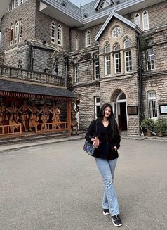 Maheen in Sharjah - escort in Sharjah Photo 5 of 7