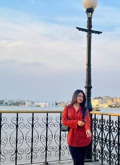 Maheen in Sharjah - escort in Sharjah Photo 6 of 7