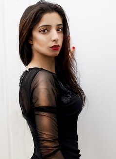 Maira Khan - escort in Dubai Photo 6 of 6
