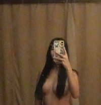 Maisie Ugh - adult performer in Hamilton, Canada
