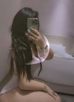 Maissa - escort in Jeddah Photo 5 of 11