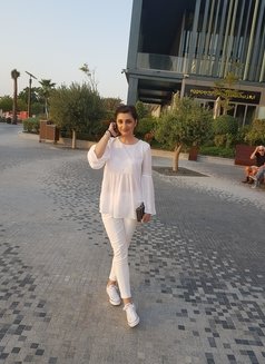 Maite - escort in Dubai Photo 6 of 7