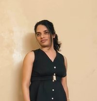 Maithili - Transsexual escort in Pune