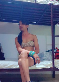 Maithili - Transsexual escort in Pune Photo 8 of 8