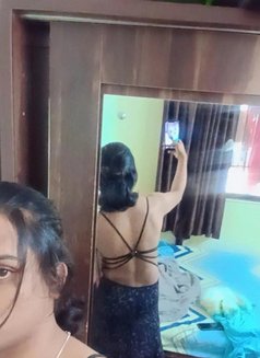 Maithili - Acompañantes transexual in Pune Photo 9 of 9