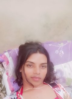 Maithili - Transsexual escort in Pune Photo 13 of 13