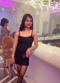Maithili - Transsexual escort in Pune Photo 15 of 15