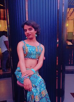 Maithili - Acompañantes masculino in Pune Photo 9 of 9