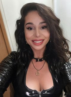 Maitresse Léah - escort in Nice Photo 16 of 16