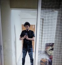 Majbha - Male escort in Dhaka