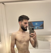 Majd - Male escort in Beirut