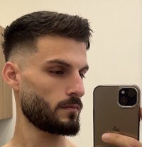 Majd - Male escort in Beirut