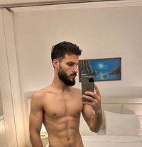 Majd - Male escort in Beirut