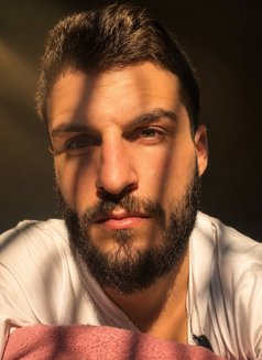 Majd - Acompañantes masculino in Beirut Photo 6 of 8