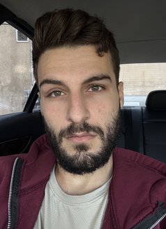 Majd - Male escort in Beirut Photo 11 of 15