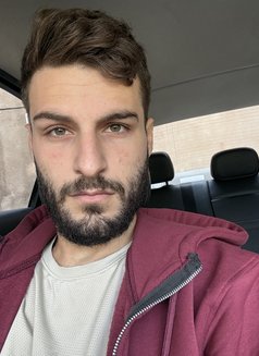 Majd - Male escort in Beirut Photo 14 of 15