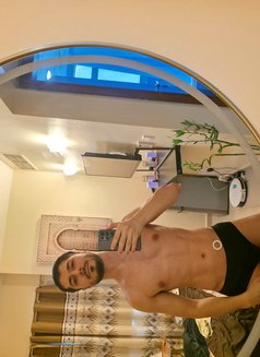 Majd - Acompañantes masculino in Dubai Photo 6 of 8