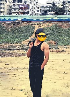 Majnu - Male escort in Hyderabad Photo 4 of 5