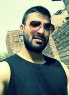 MAK KHAN - Intérprete masculino de adultos in New Delhi Photo 2 of 2