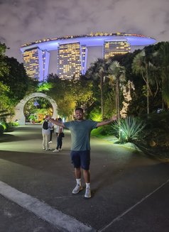 Mak33 - Acompañantes masculino in Pune Photo 1 of 4