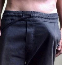 Onetime - Acompañante masculino in Colombo
