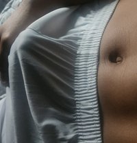 Makos (only women & couple) - Male escort in Seoul