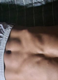 Makos (only women & couple) - Male escort in Seoul Photo 4 of 5