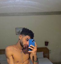 Makram - Male escort in Cairo