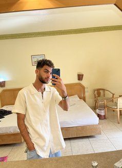 Makram - Male escort in Cairo Photo 6 of 6