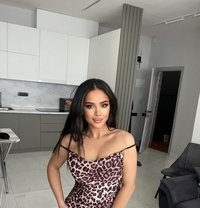 Lubove - puta in Hanoi