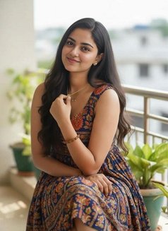 Mala - escort in Chennai Photo 5 of 5