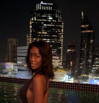 Malaika - puta in Bangkok