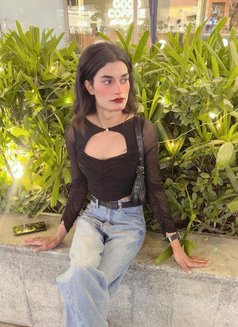 Malaika - Transsexual escort in Gurgaon Photo 8 of 8