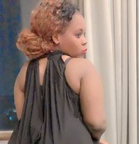 Malaika - puta in Pune