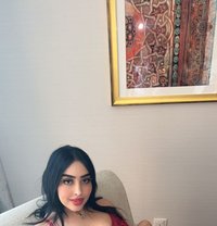 Malak - escort in Abu Dhabi Photo 9 of 10