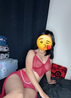 Malak - escort in Ajmān Photo 3 of 4