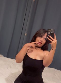 Malak - escort in Dubai Photo 6 of 11