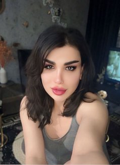 Malak - Transsexual escort in Erbil Photo 15 of 16