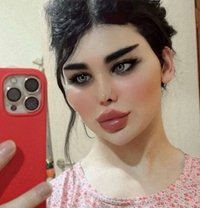 Malak - Transsexual escort in Erbil