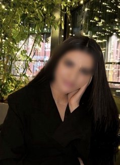 Melina - escort in Dubai Photo 5 of 13