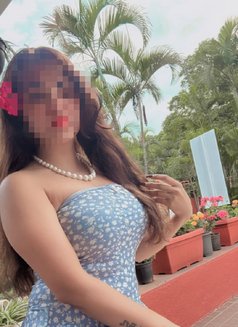 Melina - escort in Dubai Photo 7 of 13