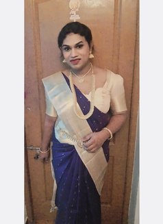 Malar Big Cock Mistress Shemale With Big - Transsexual escort in Chennai Photo 7 of 9