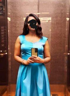 Malavika Independent - escort in Bangalore Photo 3 of 3