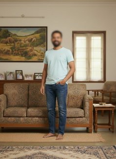 Malayali Companion - Male escort in Abu Dhabi Photo 1 of 2