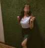 Malayali Cute Girl for Real Fun - puta in Riyadh Photo 1 of 3