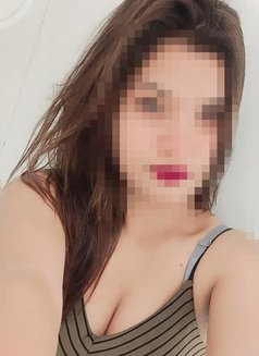 Malayali Cute N Naughty Model for Fun - puta in Doha Photo 1 of 3