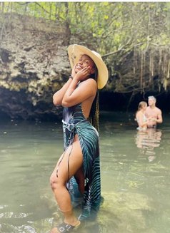 Malayka - puta in Nairobi Photo 1 of 6