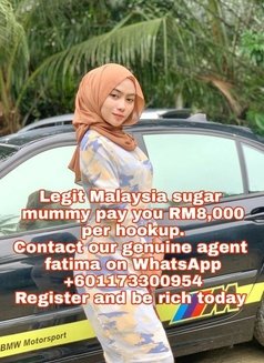 Malaysia Sugar Mummy Pay You Rm8, 000 - puta in Kuala Lumpur Photo 1 of 2